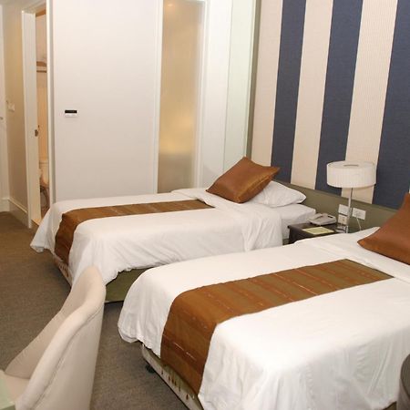 Aphrodite Inn Bangkok Ngoại thất bức ảnh