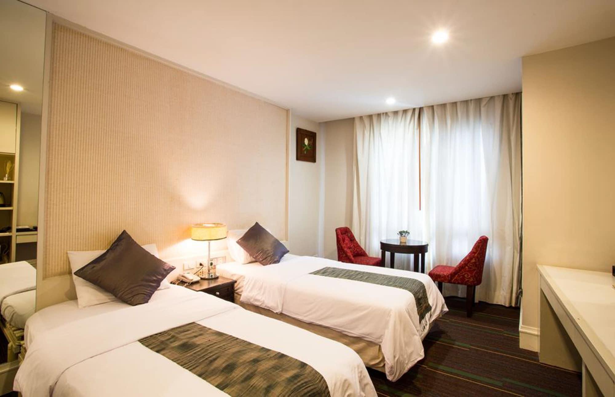 Aphrodite Inn Bangkok Ngoại thất bức ảnh
