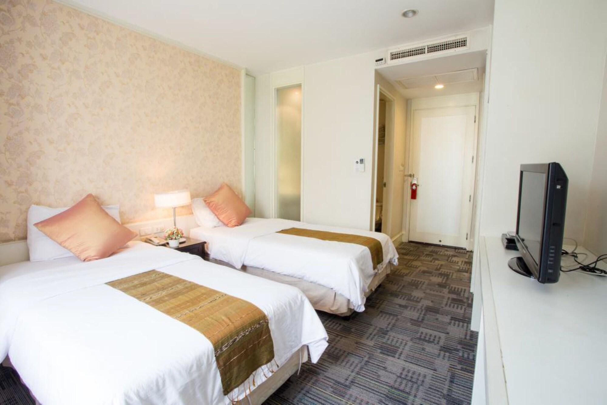 Aphrodite Inn Bangkok Ngoại thất bức ảnh