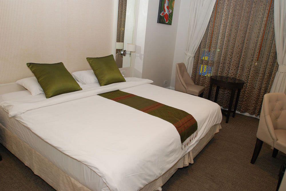 Aphrodite Inn Bangkok Ngoại thất bức ảnh